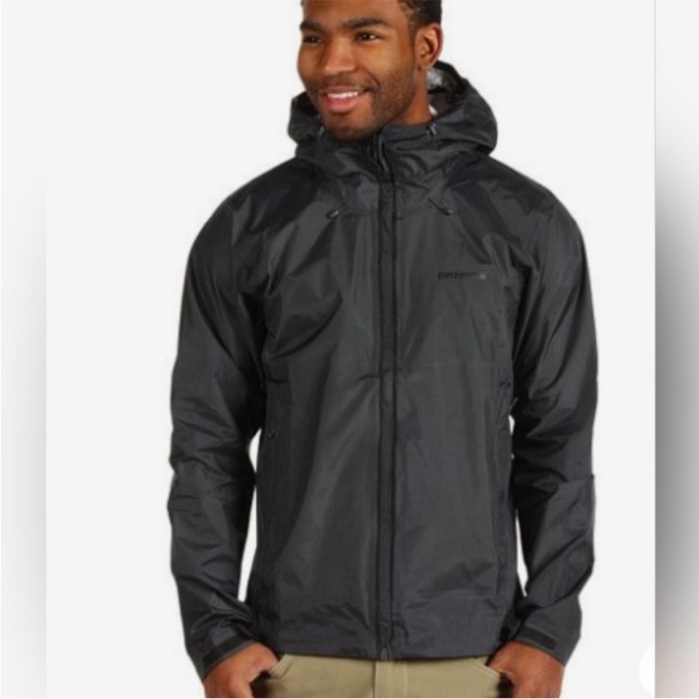 Patagonia Men’s Black Lightweight Hooded Rain Jacket